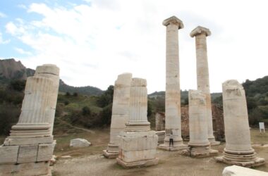 artemis temple sardis